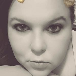 Meet your Posher, Nikki